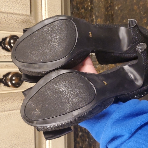 EUC Black glittery high heels. - Picture 2 of 5